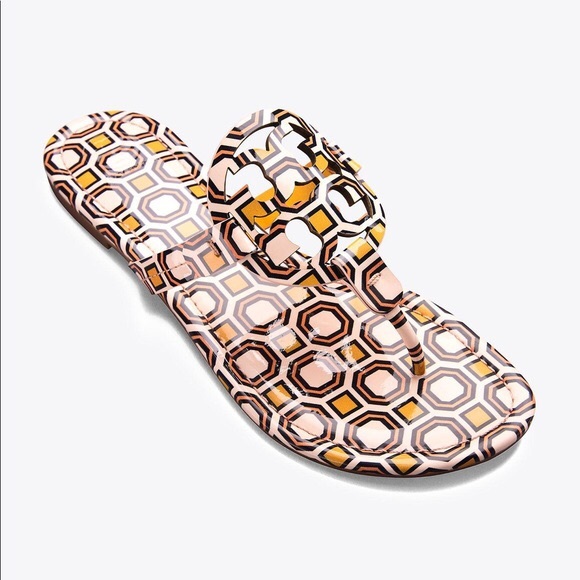 Tory Burch Shoes - NWOT Tory Burch Sandals